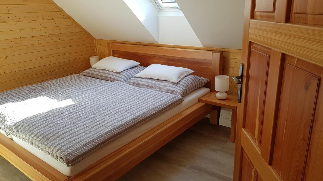 Apartmany Plesivec Абертами Екстериор снимка